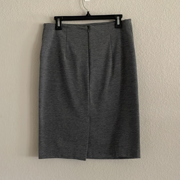 New York & Company Women Charcoal Stretch Pencil Skirt Size 10 Contemporary - Picture 2 of 11